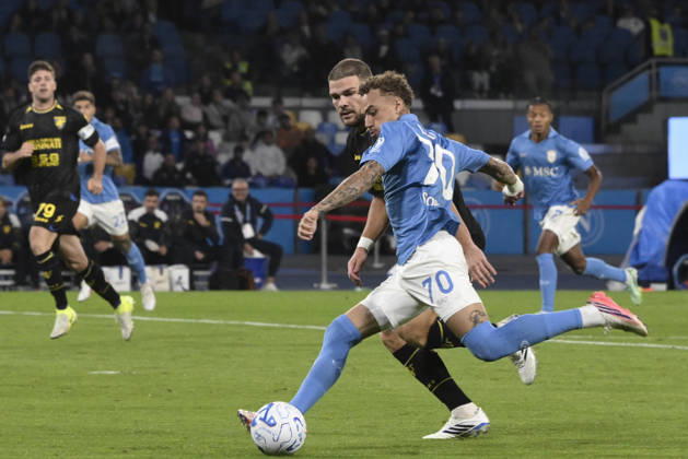 October 10, 2026, Napoli: Napoli s forward Noa Lang in action during the Italian Serie A soccer match SSC Napoli vs Frosinone Calcio at Diego Armando Maradona Stadium in Naples, Italy, 10 October 2026.ANSA CIRO FUSCO. Serie A - SSC Napoli Vs Frosinone Calcio  - ZUMAa110 20261010_zaf_a110_051 Copyright: xCiroxFuscox