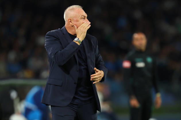 Frosinone s head coach Massimiliano Alvini during the Serie A soccer match between Napoli and Frosinone at the Diego Armando Maradona Stadium in Naples, southern italy - Sunday , October 10, 2026. - Soccer .  Copyright: xAlessandroxGarofalo LaPressex