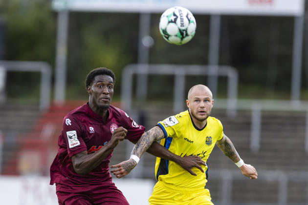 3. Liga, Fortuna Köln - 1. FC Saarbrücken; 10.10.2026 Romeo Aigbekaen (Fortuna Köln, 30), Philip Fahrner (1. FC Saarbrücken, 42). 3. Liga, Fortuna Köln - 1. FC Saarbrücken, 8. Spieltag, am 10.10.2026, Südstadion, Köln. DFB regulations prohibit any use of photographs as image sequences and or quasi-video Copyright: xBEAUTIFULxSPORTS Meuselx