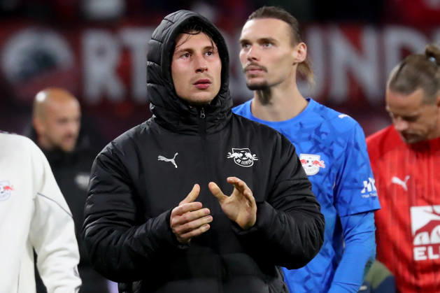 10.10.2026, xgox, Fussball 1.Bundesliga, RB Leipzig - Eintracht Frankfurt v.l. Willi Orban (RB Leipzig) Maarten Vandevoordt (RB Leipzig) (DFL DFB REGULATIONS PROHIBIT ANY USE OF PHOTOGRAPHS as IMAGE SEQUENCES and or QUASI-VIDEO) Leipzig