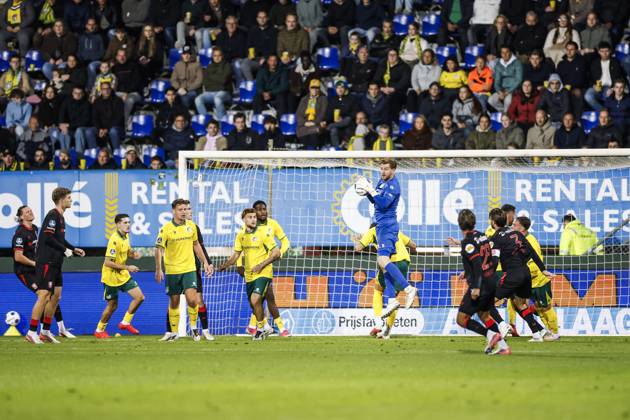 SITTARD - Fortuna Sittard goalkeeper Mattijs Branderhorst during the Dutch Eredivisie match between Fortuna Sittard and FC Twente at the Fortuna Sittard stadium on October 10, 2026 in Sittard, the Netherlands. IRIS VAN DEN BROEK ANP Eredivisie 2026 27 xVIxANPxSportx xxANPxIVx 572058977 originalFilename: 572058977.jpg