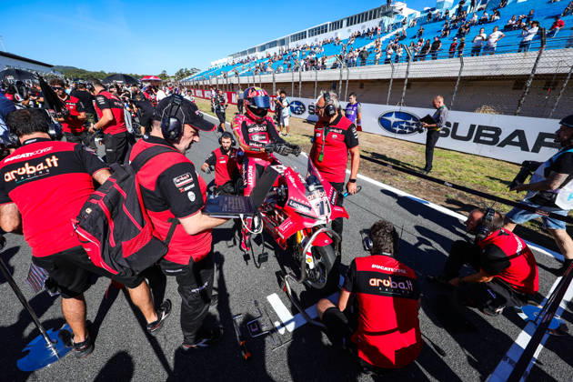 World Superbikes Estoril Round 2026 - Day 2 Nicolo Bulega of Italy rides for the Aruba.it Racing - Ducati WorldSBK Team pre race during the 2026 World Superbike Estoril Round at Circuito do Estoril in Cascais, Portugal, on October 10, 2026. Estoril Lisboa Portugal  Copyright: xMiguelxReisx originalFilename:reis-notitle261010_np58w.jpg