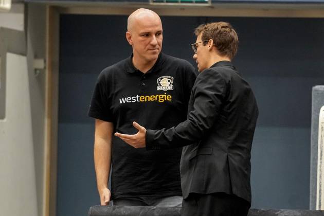 Basketball in Essen ** NUR FÜR REDAKTIONELLE ZWECKE ** EDITORIAL USE ONLY **<p>Trainer Lars Wendt (ETB Miners). Das Spiel der 2. Bundesliga ProA am 10.10. 2026, ETB Miners gegen die PS Karlsruhe LIONS, endete in der Sporthalle Am Hallo, Ernestinenstraße 57 mit X:X. Michael Gohl FUNKE Foto Services< p> Deutschland Nordrhein-Westfalen Essen Copyright: MichaelxGohl