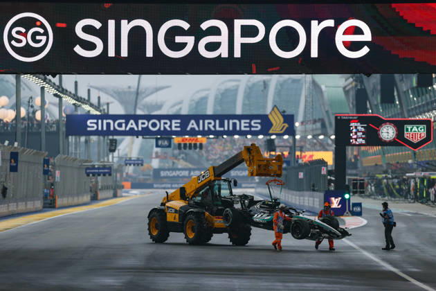 FORMULE 1 : Grand Prix de Singapour - 10 10 2026 63 George Russell (GBR) Mercedes-AMG PETRONAS Formula One Team (DEU) Mercedes-AMG F1 W17 E Performance, during the 2026 Formula Singapore Grand Prix, 17th round of the 2026 Formula 1 World Championship, WM, Weltmeisterschaft taking place from October 09 to 11, 2026 on the Marina Bay Street circuit, in Singapore (SGP) SINGAPORESingapore Copyright: xMPSxAGENCYx
