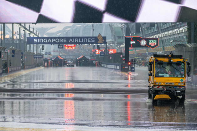 FORMULE 1 : Grand Prix de Singapour - 10 10 2026 Atmosphere during the Formula 1 Singapore Grand Prix at the Marina Bay Street Circuit, Round 18 of the 2026 FIA Formula 1 World Championship, WM, Weltmeisterschaft 9-11 October 2026, Singapore, Singapore, SGP. SINGAPORESingapore Copyright: xIANxBUNDEYx xMPSxAGENCYx x