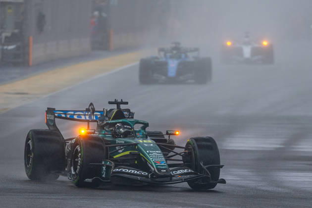 FORMULE 1 : Grand Prix de Singapour - 10 10 2026 18 Lance Stroll (CAN) Aston Martin Aramco Formula One Team (GBR) Aston Martin AMR26 Honda, during the Formula 1 Singapore Grand Prix at the Marina Bay Street Circuit, Round 18 of the 2026 FIA Formula 1 World Championship, WM, Weltmeisterschaft 9-11 October 2026, Singapore (SGP). SINGAPORESingapore  Copyright: xIANxBUNDEYx xMPSxAGENCYx x