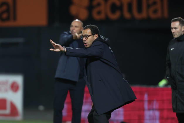 FC Lorient v Paris FC - Ligue 1 McDonald s 2026 2027 Liam ROSENIOR coach of Paris FC during Ligue 1 McDonald s match between Lorient and Paris at Stade Yves Allainmat on October 10, 2026 in Lorient, France. Lorient France  Copyright: xJohnnyxFidelinx 776573317