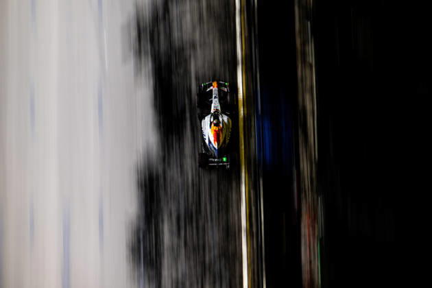 F1 - SINGAPORE GRAND PRIX 2026 41 LINDBLAD Arvid (gbr), Visa Cash App RB F1 Team VCARB03, action during the 2026 Formula 1 Singapore Grand Prix, 17th round of the 2026 Formula One World Championship, WM, Weltmeisterschaft from October 9 to 11, 2026 on the Marina Bay Street Circuit, in Singapore, Singapore - SingaporeSingapore Copyright: xALBERTOxVIMERCATIx