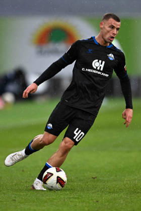 Paderborn, Home-Deluxe-Arena, 10.10.26, GER, Herren, 1.Bundesliga, Saison 2026-2027, SC Paderborn 07 - VfB Stuttgart Bild: Gabriel VIDOVIC (Paderborn) DFL regulations prohibit any use of photographs as image sequences and or quasi-video. Nordrhein-Westfalen Deutschland