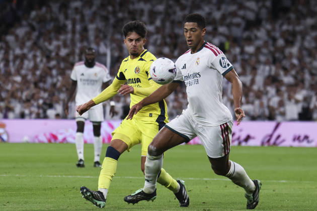 Real Madrid v Villarreal - La Liga EA Sports 2026 27 October 10, 2026, Estadio Santiago Bernabeu, Madrid, Spain: Jude Bellingham of Real Madrid fights for the ball against Ilias Akhomach of Villarreal during La Liga EA Sports match between Real Madrid and Villarreal at Estadio Santiago Bernabeu on October 10, 2026 in Madrid, Spain. Madrid Estadio Santiago Bernabeu Madrid Spain Copyright: xAlejandroxMatiasxAcostax