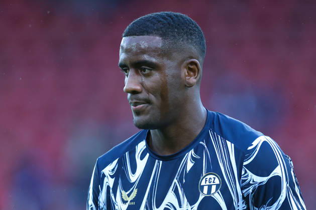 FC Zürich gegen FC Thun Brack Super League 10. Oktober 2026 Jorge Segura (4, FC Zürich) beim Warm-Up des Fussballspiels der Brack Super League, FC Zürich gegen FC Thun, 10. Oktober 2026, Stadion Letzigrund, Zürich, Schweiz. Zürich Stadion Letzigrund Zürich Schweiz