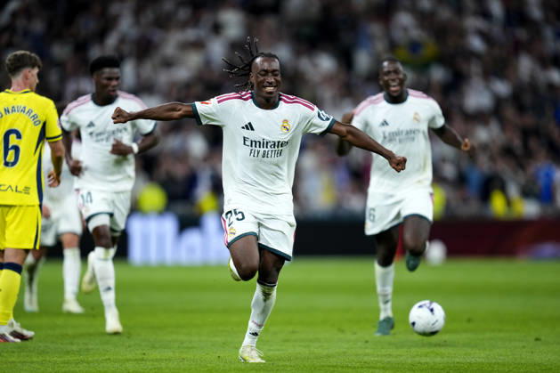 ESP: Real Madrid - Villarreal CF. La Liga EA Sports. Matchday 8. Yan Diomande of Real Madrid CF celebrates after scoring goal during the La Liga EA Sports match between Real Madrid and Villarreal CF played at Santiago Bernabeu Stadium on 10 Oct 2026 in Madrid, Spain. kpng Copyright: xCesarxCebollax xPRESSINPHOTOx PS_2627_RMA_VIL_093