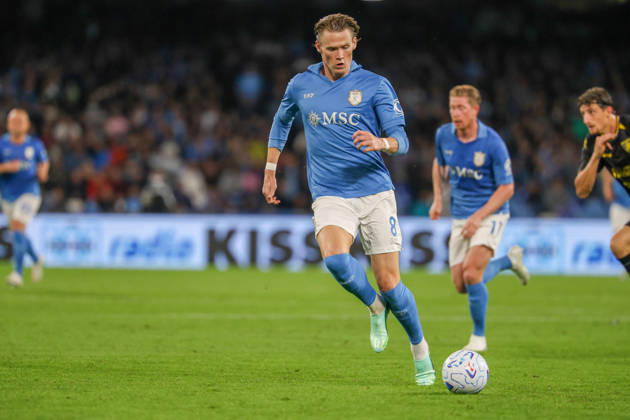 October 10, 2026, Napoli, Campania, ITALIA: Scott McTominay of SSC Napoli during the 2026 27 Serie A match between SSC Napoli and FC Frosinone, played on October 10, 2026, at the Stadio Diego Armando Maradona in Naples Napoli ITALIA - ZUMAs236 20261010_aap_s236_090 Copyright: xFabioxSassox