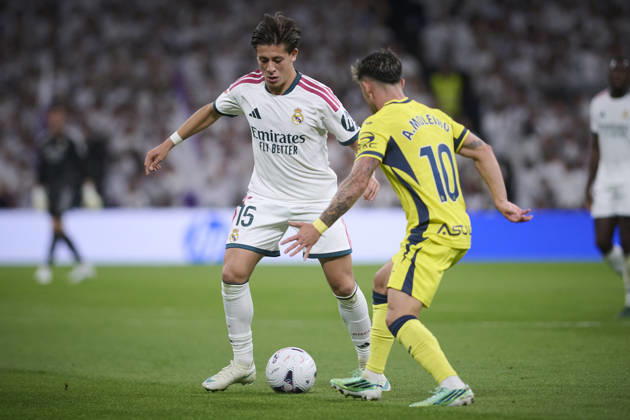 REAL MADRID CF v VILLARREAL CF. LA LIGA 2026 2027. ROUND 8. Real Madrid CF™s Arda Guler (l) and Villarreal CFs Alberto Moleiro during La Liga match. October 10 ,2026. (ALTERPHOTOS Ropero) MadridSpain  Copyright: xRoperox