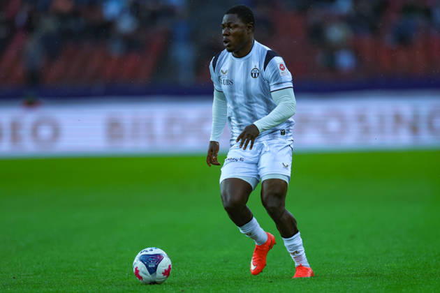 FC Zürich gegen FC Thun Brack Super League 10. Oktober 2026 Umeh Emmanuel (11, FC Zürich) während des Fussballspiels der Brack Super League, FC Zürich gegen FC Thun, 10. Oktober 2026, Stadion Letzigrund, Zürich, Schweiz. Zürich Stadion Letzigrund Zürich Schweiz