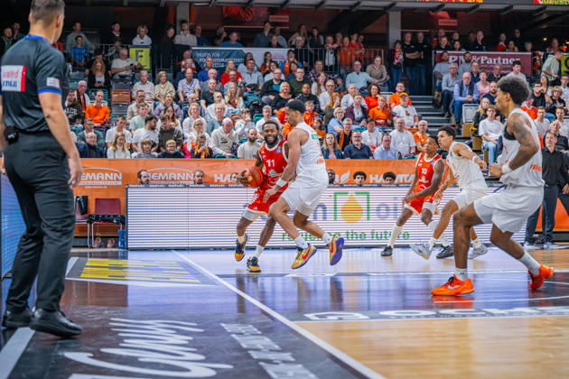 1. Basketball Bundesliga, easyCredit BBL, Saison 2026 2027, Herren, Hauptrunde, 5. Spieltag, 10.10.2026, RASTA Vechta - ratiopharm ulm Matt Lewis ( 11 - RASTA Vechta) in Aktion Vechta RASTA Dome Niedersachsen Deutschland