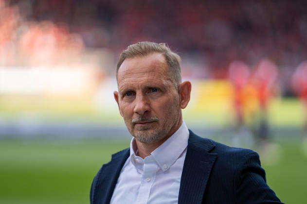 Deutschland: Fussball 1. Bundesliga, 5. Spieltag 2026 2027, 1.FC Union Berlin - SV Elversberg am 10.10.2026 in Berlin (Stadion An der Alten Försterei): Mauro Lustrinelli (1. FC Union Berlin, Trainer) Copyright: xSvenxHeidmannx