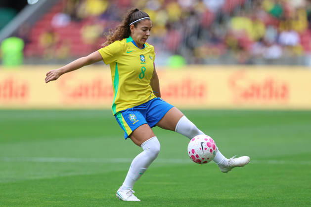 RECORD DATE NOT STATED 10th October 2026; Beira-Rio Stadium, Porto Alegre, Brazil; Friendlies Women Football, Brazil versus Argentina; Angelina Alonso of Brazil controls the ball MaxxPeixoto