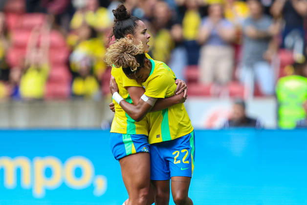 RECORD DATE NOT STATED 10th October 2026; Beira-Rio Stadium, Porto Alegre, Brazil; Friendlies Women Football, Brazil versus Argentina; Luany Rosa of Brazil celebrates his goal with Isabela Chagas in the 26th minute to go up 1-0 MaxxPeixoto