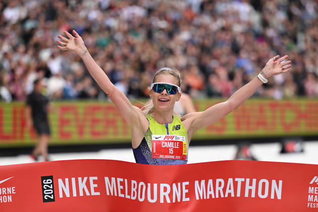 2026 MELBOURNE MARATHON, Camille French of New Zealand crosses the finish line to win the women™s marathon during the 2026 Melbourne Marathon Festival in Melbourne, Sunday, October 11, 2026. ( NO ARCHIVING, EDITORIAL USE ONLY MELBOURNE VICTORIA Australia  Copyright: xJAMESxROSSx 20261011117681496036