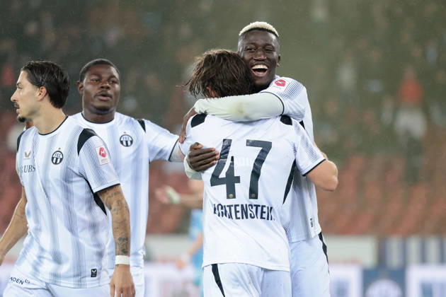 10.10.2026 Zuerich, SCHWEIZ, Stadion Letzigrund Zuerich, Herren Fussball Super League FC Zuerich - FC Thun Torjubel Philippe Keny - Doron Lichtenstein (FCZ)