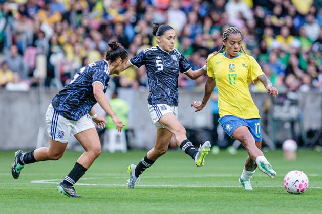 RECORD DATE NOT STATED match between Brazil and Argentina friendly 2026 Porto Alegre (RS), 10 10 2026 - Friendly match Women s national team, Nationalteam Brazil vs Argentina - Vargas and Geyse Lance in the match between Brazil and Argentina, valid for the 2026 friendly match held at the Beira Rio stadium, in the city of Porto Alegre, on the afternoon of this Saturday, October 10, 2026. Credit: Wellington Rosa PHD Press TheNews2.(Foto: Phd Press Thenews2 imago images) SPO  Copyright: xPHDxPRESSx