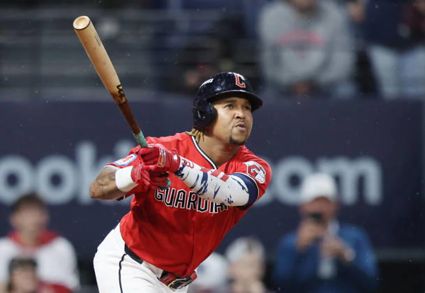 Cleveland Guardians Jose Ramirez (11) hits a two-run home run against the Chicago White Sox in the fourth inning of an MLB, Baseball Herren, USA American League Division Series at Progressive Field in Cleveland, Ohio, on Saturday, October 10, 2026.  CLE20261010716 AARONxJOSEFCZYK