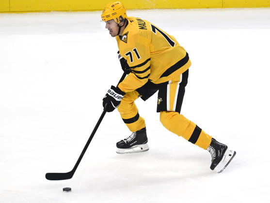 Pittsburgh Penguins center Evgeni Malkin (71) works the puck up the ice in the second period against the Dallas Stars at PPG Paints Arena in Pittsburgh on Saturday, October, 10 2026.  PIT2026101007 ARCHIExCARPENTER