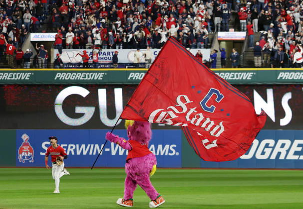 Cleveland Guardians mascot Slider celebrates after the Guardians defeated the Chicago White Sox 2-0 in the final game of their MLB, Baseball Herren, USA American League Division Series at Progressive Field in Cleveland, Ohio, on Saturday, October 10, 2026. The Guardians advance to play the Tampa Bay Rays in the American League Championship Series.  CLE20261010739 AARONxJOSEFCZYK