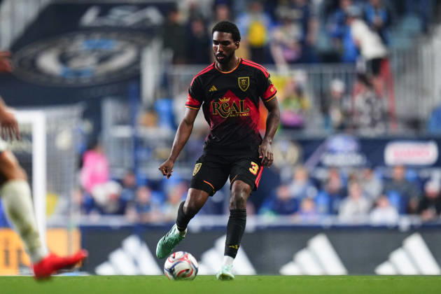 October 10, 2026: Real Salt Lake Defender Kobi Henry (3) controls the ball during the second half of an MLS, Fussball Herren, USA match against the Philadelphia Union at Subaru Park in Chester, Pennsylvania. CSM Chester United States of America - ZUMAc04_ 20261010_zma_c04_327 Copyright: xKylexRoddenx