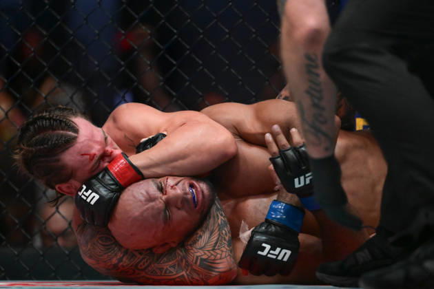 October 10, 2026, Las Vegas, Nevada, USA: BRENDAN ALLEN defeats CHRISTIAN LEROY DUNCAN by submission (rear-naked choke) at 2:46 of Round 5 during UFC Fight Night night the Meta APEX in Las Vegas. Las Vegas USA - ZUMAo117 20261010_zsp_o117_031 Copyright: xMikaelxOnax