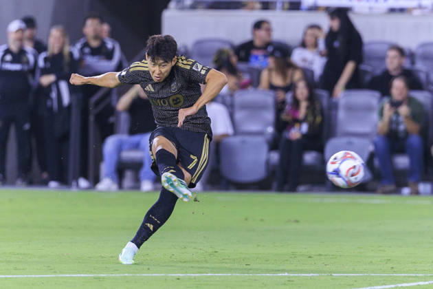 October 10, 2026, Los Angeles, California, USA: Son Heung-Min 7 of the Los Angeles Football Club makes a goal attempt during their regular season MLS, Fussball Herren, USA game against the Vancouver Whitecaps on Saturday October 10, 2026 at the BMO Stadium in Los Angeles, California. ARIANA RUIZ PI Los Angeles USA - ZUMAp124 20261010_zaa_p124_012 Copyright: xArianaxRuizx