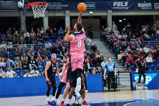 Paul Zipser (MLP Academics Heidelberg, 09) beim Korbwurf. GER BBL MLP Academics Heidelberg - SBB Baskets Wolmirstedt Basketball Barmer 2.Basketball Bundesliga ProA 4.Spieltag Saison 2026 2027 10.10.2026 GER MLP Academics Heidelberg - SBB Baskets Wolmirstedt, Basketball Barmer 2.Basketball Bundesliga ProA 4.Spieltag Saison 2026 2027 10.10.2026 Heidelberg Copyright: xEibner-Pressefoto JoergxHirschx EP_JHH