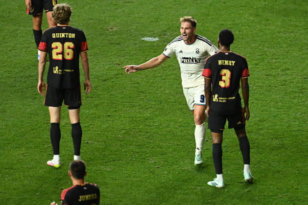 Philadelphia Union Vs Real Salt Lake - October 10, 2026 Bruno Damiani 9 of the Philadelphia Union celebrates after scoring the opening goal during the Major League Soccer 2026 match between Philadelphia Union and Real Salt Lake at Subaru Park in Chester, Pennsylvania, United States, on October 10, 2026. Philadelphia United States  Copyright: xJackxMegawx originalFilename:megaw-philadel261010_npULD.jpg