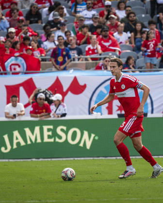 Chicago Fire FC V New York City FC - MLS, Fussball Herren, USA - October 10, 2026 Jack Elliott ( 3) of Chicago Fire FC is in action during the match between Chicago Fire FC and New York City FC at Soldier Field Stadium in Chicago, United States, on October 10, 2026. Chicago IL United States  Copyright: xRichardxNicholsx originalFilename:nichols-chicagof261010_np6Cs.jpg