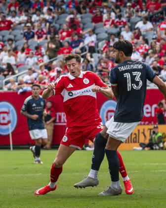 Chicago Fire FC V New York City FC - MLS, Fussball Herren, USA - October 10, 2026 Robert Lewandowski ( 9) of Chicago Fire FC is in action during the match between Chicago Fire FC and New York City FC at Soldier Field Stadium in Chicago, United States, on October 10, 2026. Chicago IL United States  Copyright: xRichardxNicholsx originalFilename:nichols-chicagof261010_npbD9.jpg