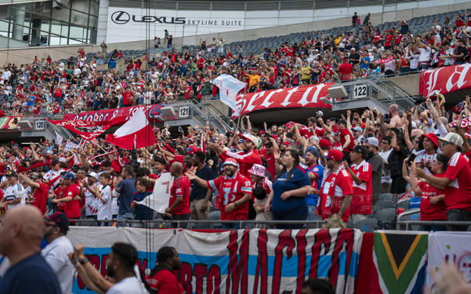 Chicago Fire FC V New York City FC - MLS, Fussball Herren, USA - October 10, 2026 A crowd reacts after Maren Haile-Selassie ( 7) of Chicago Fire FC scores the go-ahead goal during the match between Chicago Fire FC and New York City FC at Soldier Field Stadium in Chicago, United States, on October 10, 2026. Chicago IL United States  Copyright: xRichardxNicholsx originalFilename:nichols-chicagof261010_npo6e.jpg