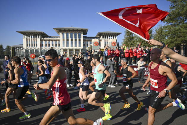 Presidential Run in Ankara ANKARA, TURKIYE - OCTOBER 11: Athletes compete during the Presidential Run, organized by the Turkish Athletics Federation in Ankara, Turkiye, on October 11, 2026. Utku Ucrak Anadolu Ankara Turkey. Editorial use only. Please get in touch for any other usage.  Copyright: x2026xAnadoluxUtkuxUcrakx