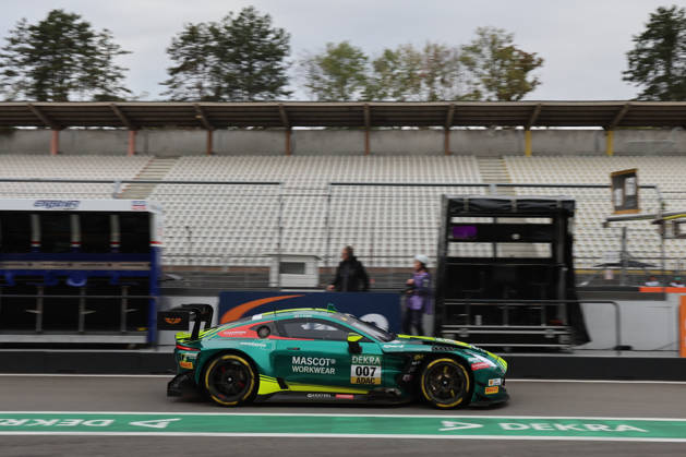 Hockenheim, Deutschland 09.- 11. Oktober 2026: DTM - 2026 - Saisonfinale - Hockenheimring - Sonntag Qualifikation 2 Im Bild: Nicki Thiim (DEN 7) in der Boxengasse Pitlane Hockenheimring Baden Württemberg Copyright: xFotostandx xFWMEDIAx