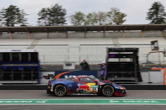 Hockenheim, Deutschland 09.- 11. Oktober 2026: DTM - 2026 - Saisonfinale - Hockenheimring - Sonntag Qualifikation 2 Im Bild: Thierry Vermeulen (NED 69) in der Boxengasse Pitlane Hockenheimring Baden Württemberg Copyright: xFotostandx xFWMEDIAx
