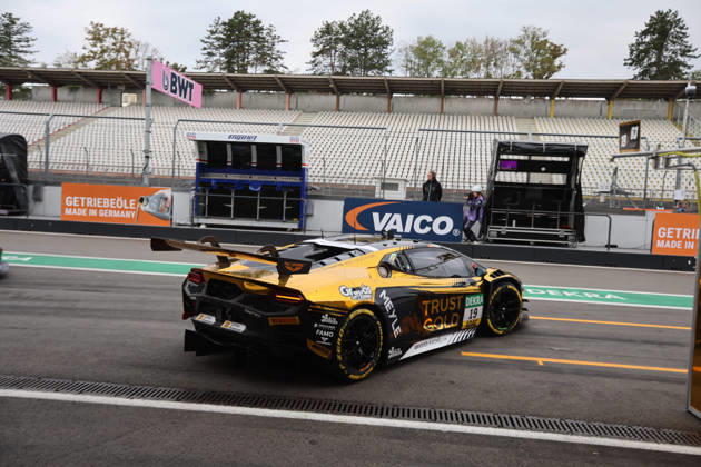 Hockenheim, Deutschland 09.- 11. Oktober 2026: DTM - 2026 - Saisonfinale - Hockenheimring - Sonntag Qualifikation 2 Im Bild: Maximilian Paul (GER 19) in der Boxengasse Pitlane Hockenheimring Baden Württemberg Copyright: xFotostandx xFWMEDIAx