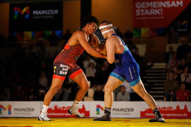DRB BIRTAT Bundesliga, 6. Wettkampftag, ASV Mainz 88 - KG Baienfurt Ravensburg, Mainz, 10.10.2026 Kampf zwischen Yassine Ben Labed (rot, ASV Mainz 88) Jan Zirn (blau, KG Baienfurt Ravensburg), Griechisch Roemisch bis 130 kg DRB BIRTAT Bundesliga, 6. Wettkampftag, ASV Mainz 88 - KG Baienfurt Ravensburg, Sporthalle am großen Sand, Mainz, 10.10.2026 Copyright: xBEAUTIFULxSPORTS Hahnex