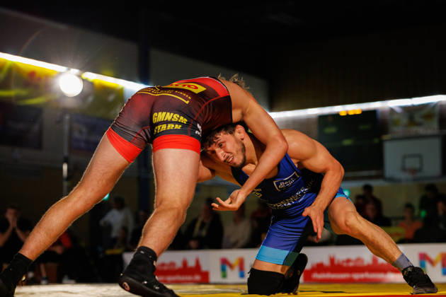 DRB BIRTAT Bundesliga, 6. Wettkampftag, ASV Mainz 88 - KG Baienfurt Ravensburg, Mainz, 10.10.2026 Kampf zwischen John Keterling (rot, ASV Mainz 88) Norik Harutyunyan (blau, KG Baienfurt Ravensburg), Freistil bis 61 kg DRB BIRTAT Bundesliga, 6. Wettkampftag, ASV Mainz 88 - KG Baienfurt Ravensburg, Sporthalle am großen Sand, Mainz, 10.10.2026 Copyright: xBEAUTIFULxSPORTS Hahnex