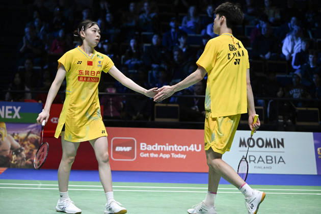 Wu Meng Ying (L) and Gao Jia Xuan (R) of China during mixed doubles final at the badminton Clash of Clans Arctic Open 2026 tournament in Vantaa, Finland, on October 11, 2026. - ANTTI AIMO-KOIVISTO Finland iirwG_Lw7PI  Copyright: xAnttixAimo-Koivistox iirwG_Lw7PI