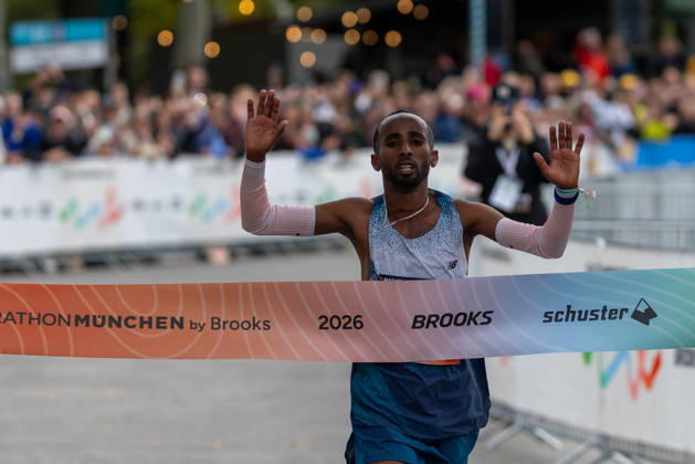 München Marathon 2026; München, 11.10.2026 Alazar TEREFA (ETH) gewinnt den München Marathons 2026; München, 11.10.2026 Copyright: xBEAUTIFULxSPORTS Kellererx