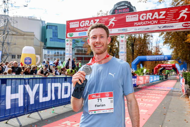 RUNNING - Graz Marathon 2026 GRAZ,AUSTRIA,11.OCT.26 - RUNNING - Graz Marathon. Image shows Florian Kainz. Keywords: medal.  GEPAxpictures xWolfgangxGrebien