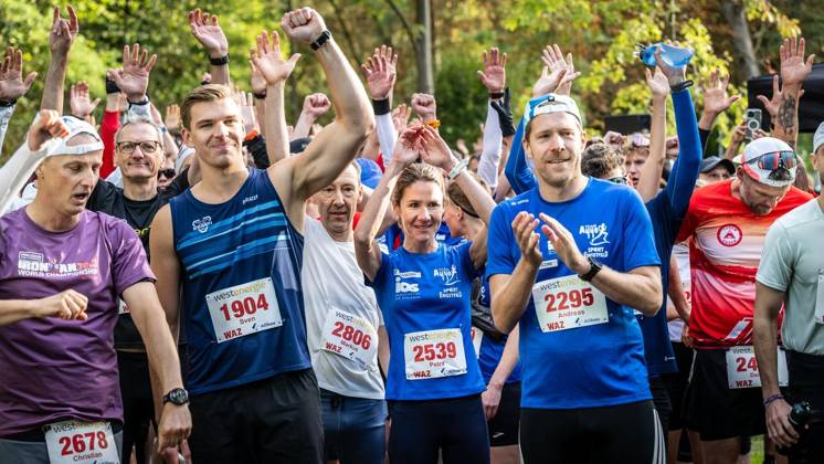 Marathon am Baldeneysee in Essen ** NUR FÜR REDAKTIONELLE ZWECKE ** EDITORIAL USE ONLY **<p>Rund 1800 Läufer begeben sich am Sonntagmorgen, 11.10.2026, im Rahmenprogramm des Mararthons am Baldeneysee auf eine gut 18 Kilometer lange Seerunde. Deutschland NRW Essen Copyright: MartinxMöller