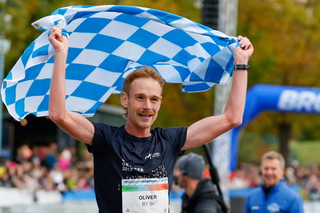 München Marathon 2026; München, 11.10.2026 Oliver TZSCHOPPE (GER LG Erlangen) wird in einer Zeit von 02:29:44 Bayerischer Meister im Marathon; München, 11.10.2026 Copyright: xBEAUTIFULxSPORTS Kellererx