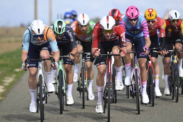 Paris Tours 2026 Cycling Race TOURS, FRANCE - OCTOBER 11 : Louvel Matis (FRA) of NSN Cycling Team, Rutsch Jonas (GER) of Lotto - Intermarche during the 120th edition of Paris Tours an UCI ProSeries 1.Pro one day cycling road race for Men Elite of 216.2 km with start in Chartres and finish in Tours on October 11, 2026 in Tours, France, 11 10 2026 ( Motordriver Guy De Vuyst - Tours France  Copyright: xNicoxVereeckenx