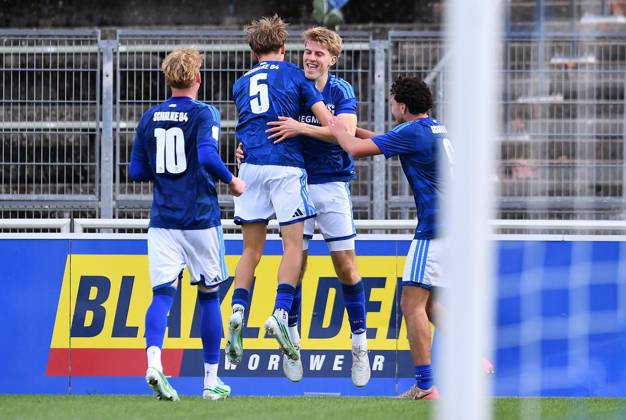 Schalke 04 U19 - Fortuna Düsseldorf U19 ** NUR FÜR REDAKTIONELLE ZWECKE ** EDITORIAL USE ONLY **<p>Fußball U19 DFB-Nachwuchsliga - Vorrunde Gruppe H 7.SPIELTAG: Schalke 04 U19 - Fortuna Düsseldorf U19 am 11.10.2026 im Parkstadion in Gelsenkirchen Philipp Kanzok ( Schalke 04 U19 ), mitte freut sich über das 1.0 Deutschland Nordrhein-Westfalen Gelsenkirchen Copyright: ThorstenxTillmann